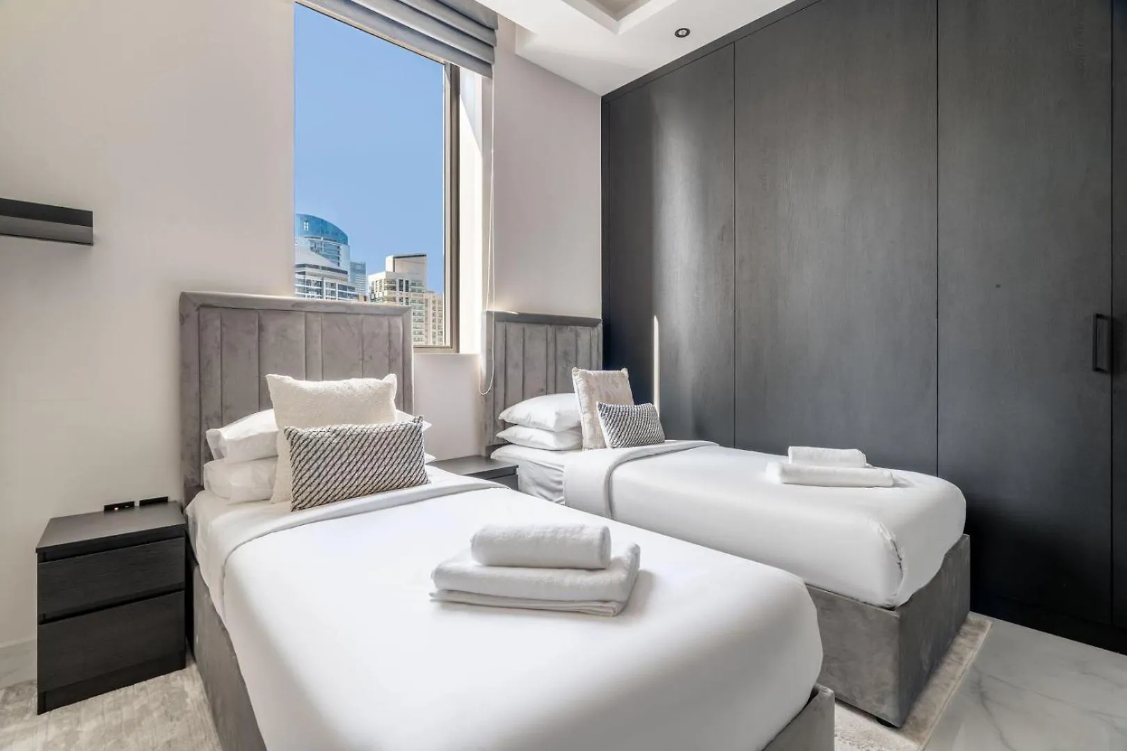Guestready - Mesmerizing Marina Views At Iris Blue Dubai Apartment
