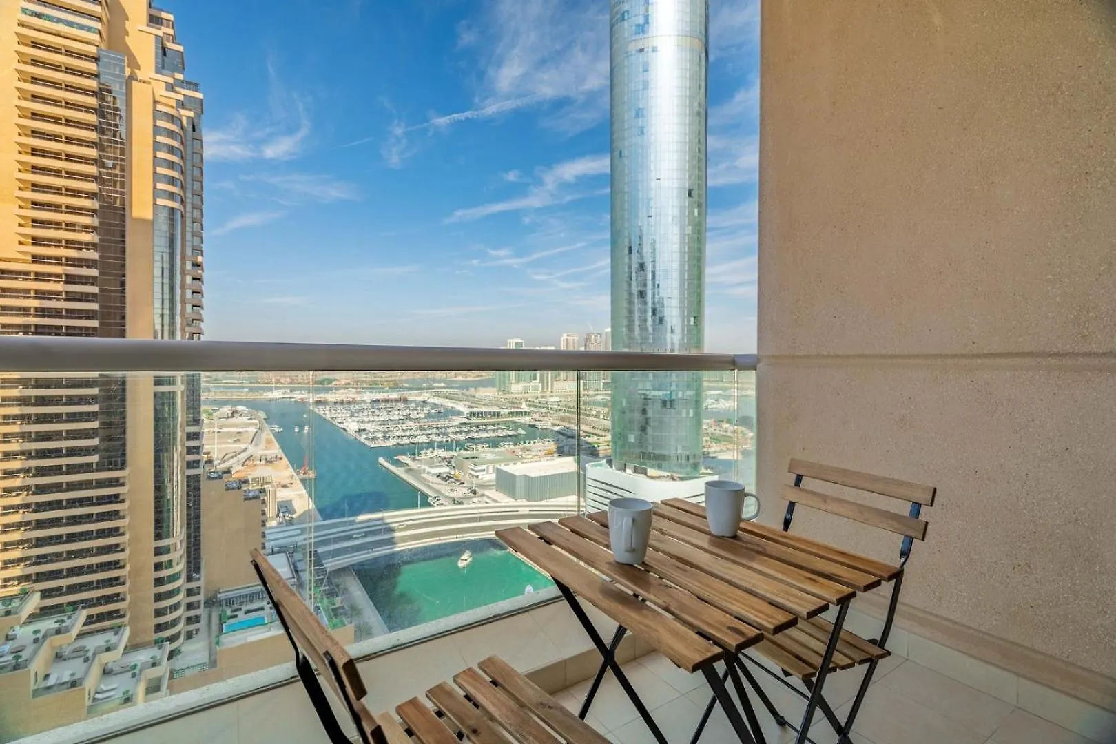 Guestready - Mesmerizing Marina Views At Iris Blue Dubai United Arab Emirates