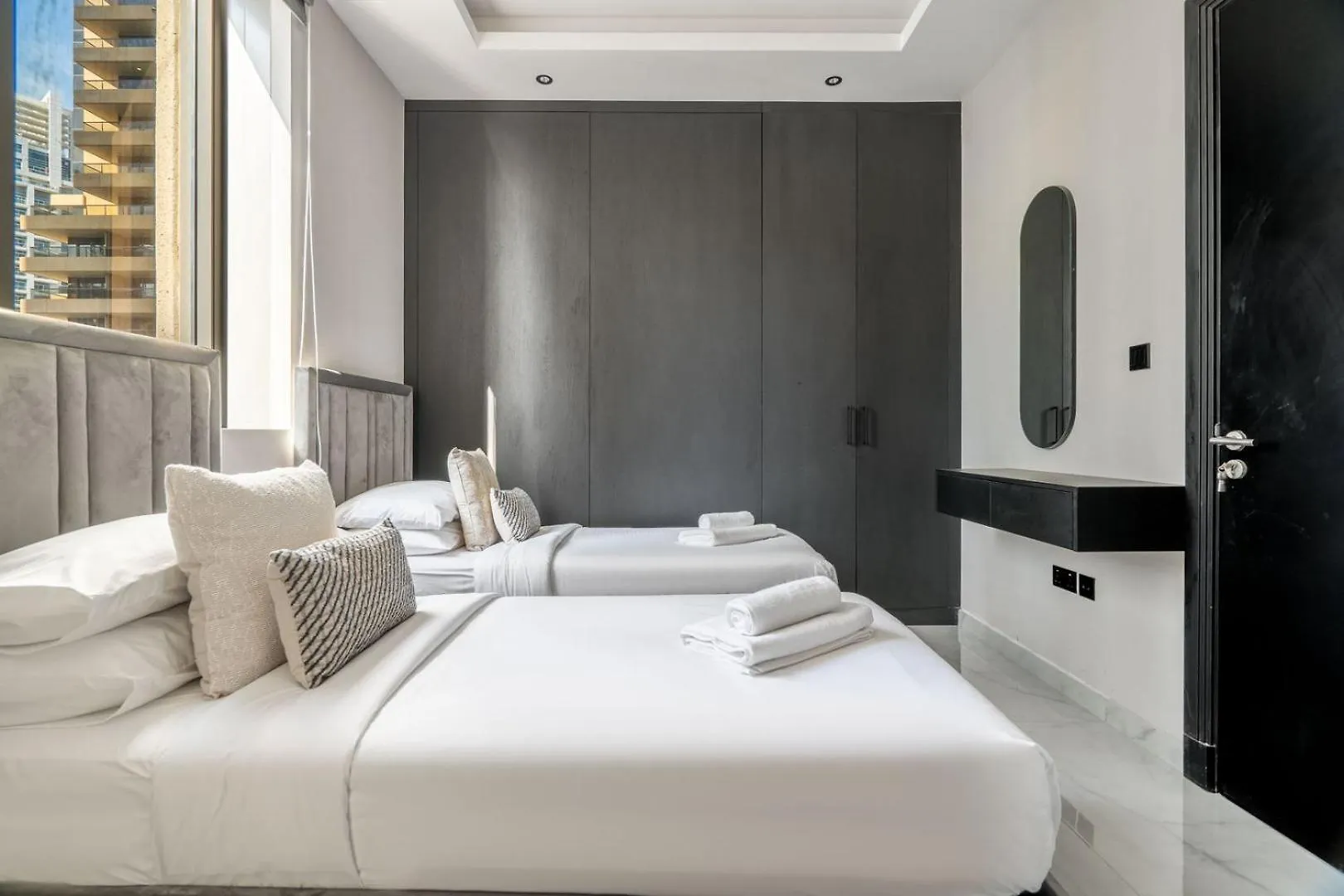 Guestready - Mesmerizing Marina Views At Iris Blue Dubai United Arab Emirates